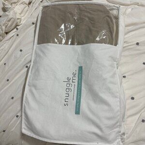 Snuggle Me Organic Baby Lounger